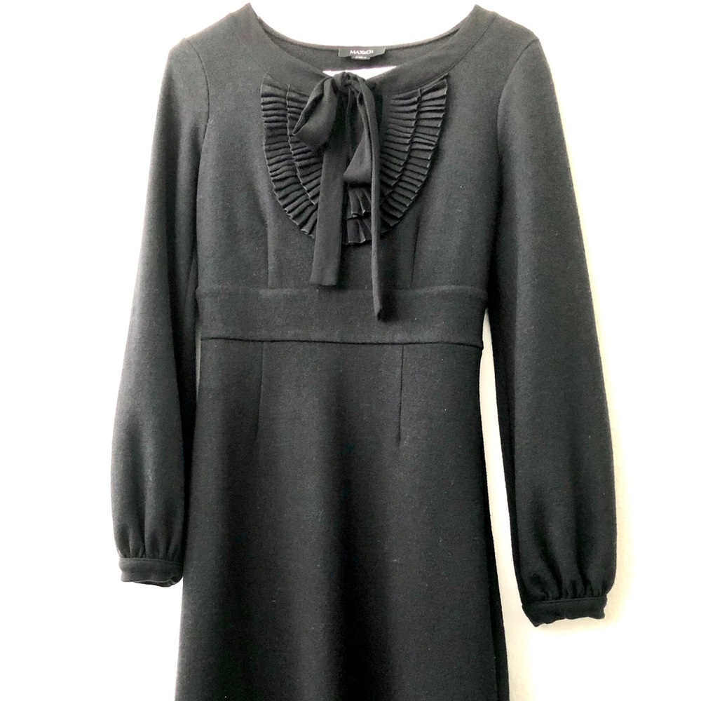 Max & Co. Black Long Sleeve Knit Dress